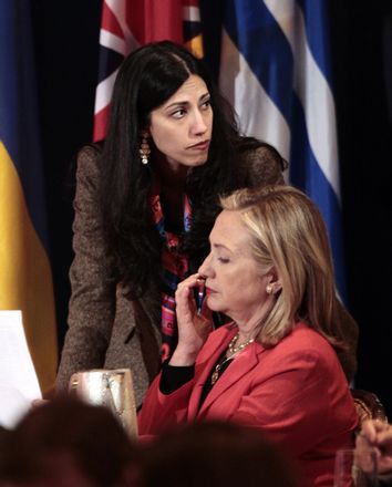 Huma Abedin, Hillary Rodham Clinton