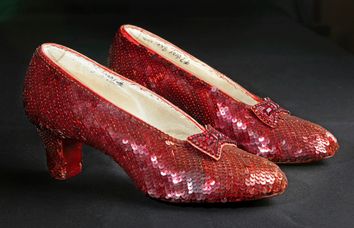 Smithsonian-Ruby Slippers