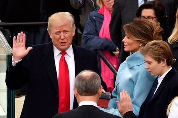 us-politics-INAUGURATION-SWEARING IN