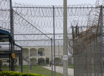 Florida Prisoner Shower