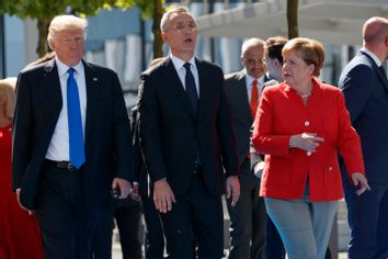 Donald Trump, Angela Merkel, Jens Stoltenberg