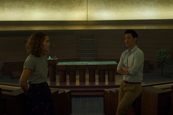 Haley Lu Richardson and John Cho in 