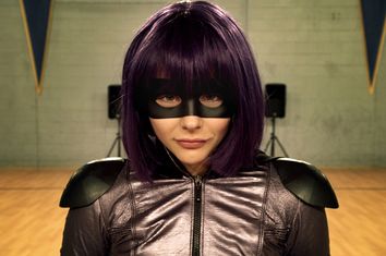 Chloë Grace Moretz as Hit-Girl in 