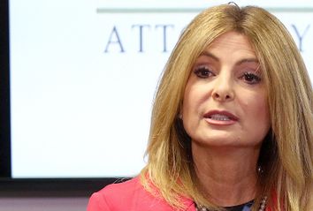 Lisa Bloom