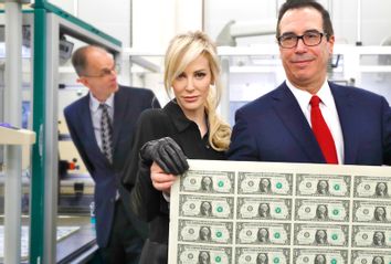 Louise Linton; Steven Mnuchin