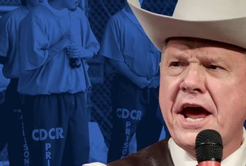 Roy Moore; Inmates