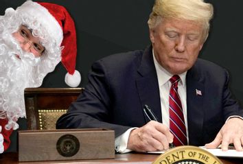 Donald Trump; Santa