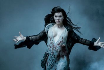 Milla Jovovich as Nimue the Blood Queen in 