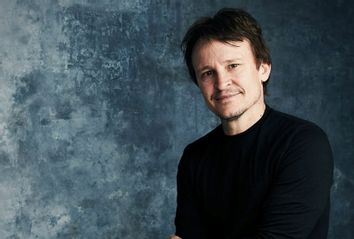 Damon Herriman