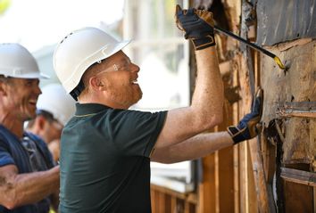 Jesse Tyler Ferguson in 