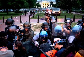 Protest; Police; White House