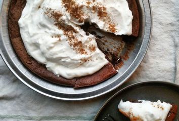 Gingerbread cloud cake