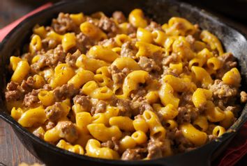 Cheesy Hamburger and Macaroni Dinner