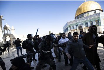 Al-Aqsa mosque raid