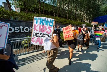 Trans demonstration