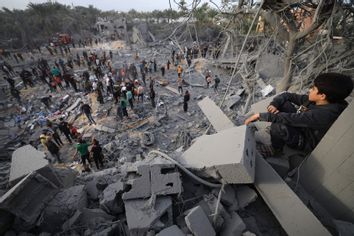 Gaza rubble destruction air strike