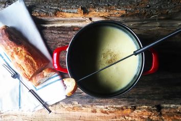 Cheese Fondue and Bread