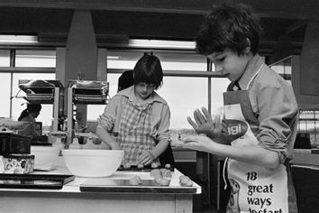 Cooking class Northfield School, Billingham 1978