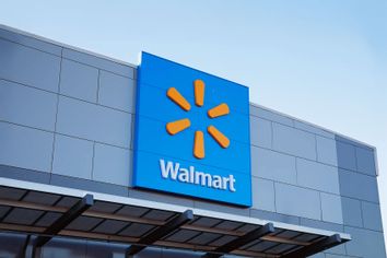 Walmart store exterior