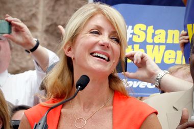 Image for Wendy Davis is raising some serious cash