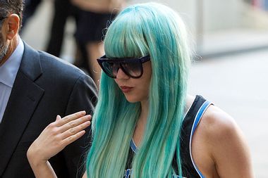 Image for Amanda Bynes tweets conflicting stories of a bipolar diagnosis