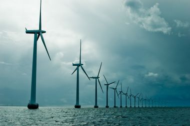 Image for Report: Offshore wind holds twice the promise of offshore drilling