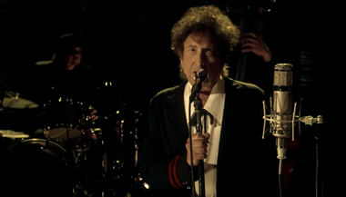 Image for Bob Dylan recoils from David Letterman: The bizarre, final performance on 