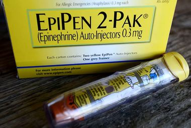 Image for Drugs and privilege: Big business, Congress and the EpiPen