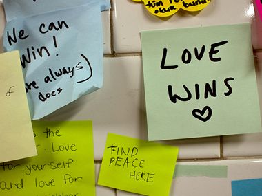 Image for WATCH: Power of a Post-it note: Subway Therapy creator reflects on inviting public expression