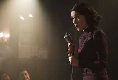 Rachel Brosnahan in "The Marvelous Mrs. Maisel"