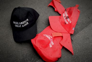 'Make America Great Again' caps