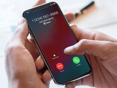 Image for Stop robocallers in their tracks with this app