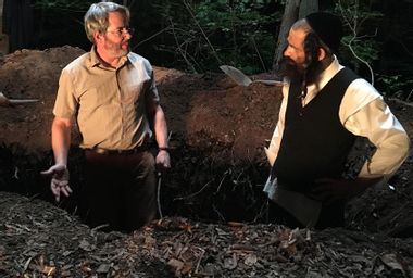 Matthew Broderick and Geza Rohrig in "To Dust"