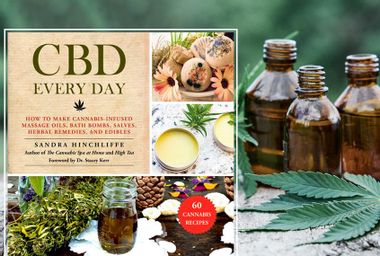 "CBD Every Day" by Hinchliffe Sandra and Stacey Kerr