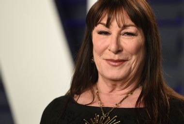Anjelica Huston