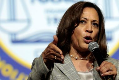 Democratic presidential hopeful Sen. Kamala Harris (D-CA)