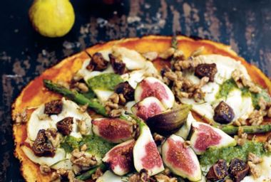 Cauliflower Pizza with Chèvre and Figs