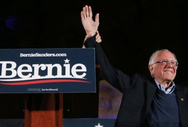 Image for At Bernie's caucus eve rally: Why these Nevadans are betting on Sanders