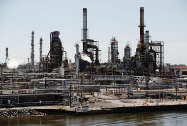 Image for Refineries are spewing cancer-causing benzene as Trump slashes enforcement