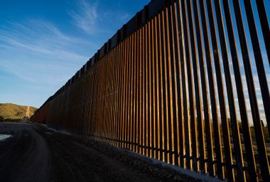 United States-Mexico border wall