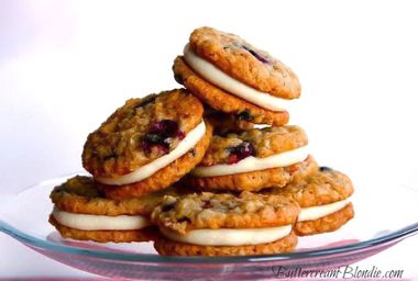 Blueberry Bliss Oatmeal Cream Pies