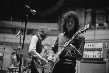 Image for Peter Green, Fleetwood Mac founder, dies at 73