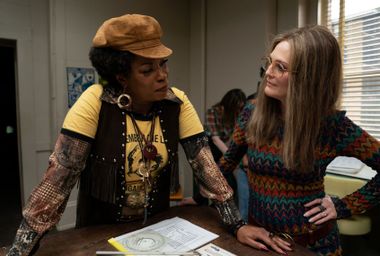 The Glorias; Lorraine Toussaint; Julianne Moore