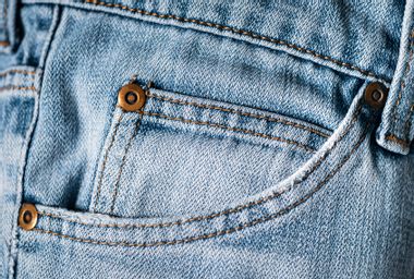 Little pocket in jeans