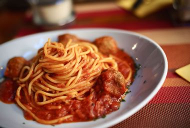 Classic Italian Meatball Spaghetti