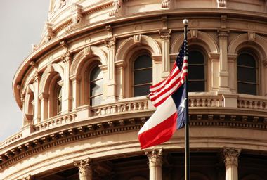 Texas State Capitol Building & Flag
