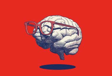 Brain with eyeglasses