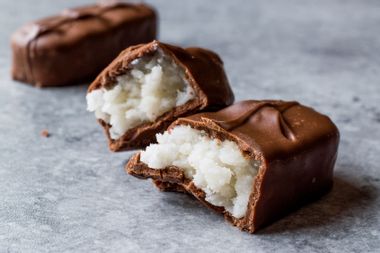 Chocolate Bar with Coconut