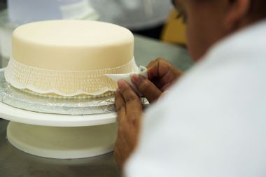 Cake Decorating