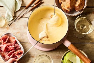 Image for The ultimate guide to hosting your first fondue party